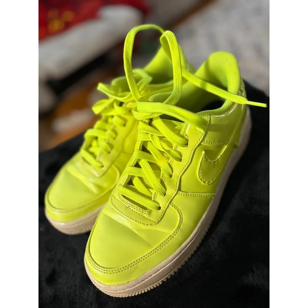 Nike Air Force 1 Low Volt Neon Yellow Patent Leather Sneakers AO2286-700 Size 7Y